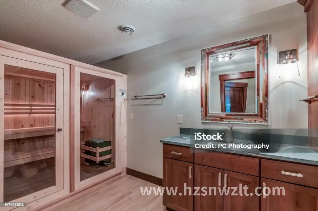 使用按摩球放松背部