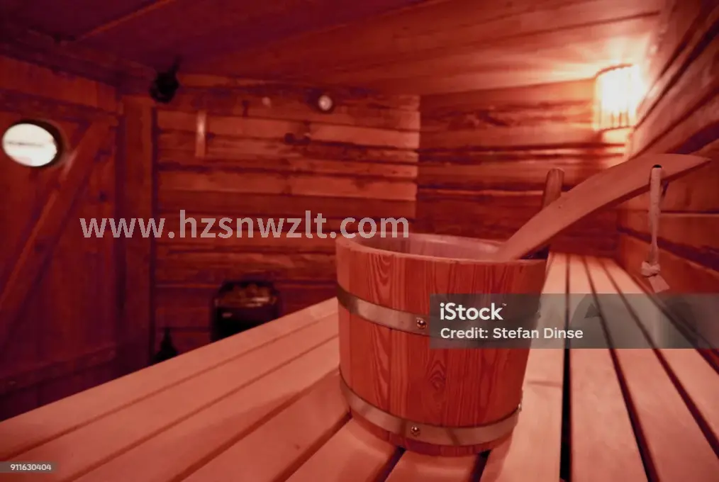 桑拿房内部